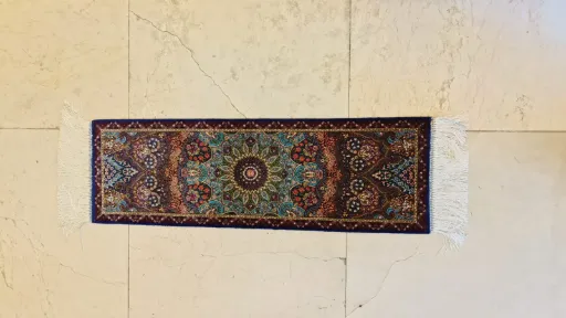[BLO-CRP-26] Small Silk Carpet - 90×30cm