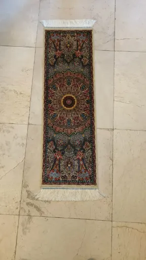 [BLO-CRP-27] Small Silk Carpet - 120×40cm